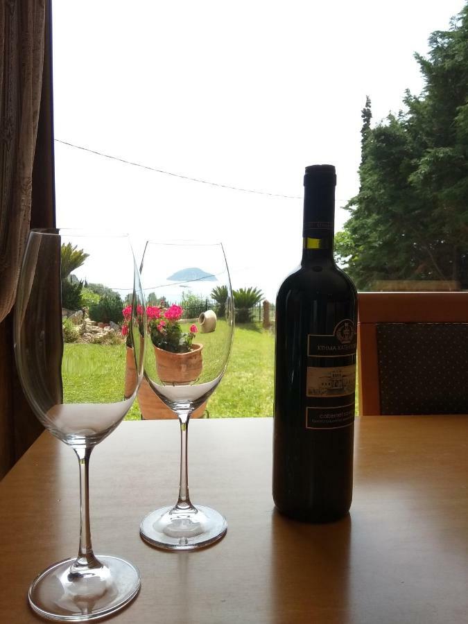 Enjoy The View Villa Nea Iraklitsa Luaran gambar